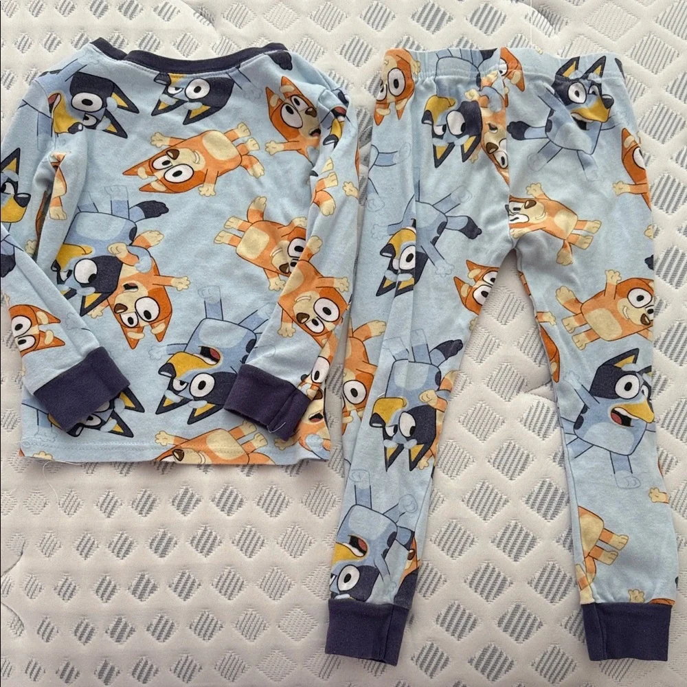 Bluey Cartoon Toddler Pajama Set Long Sleeve and Pants - Orange Blue and Navy 4T